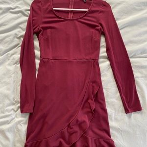 Maroon long sleeve mini dress